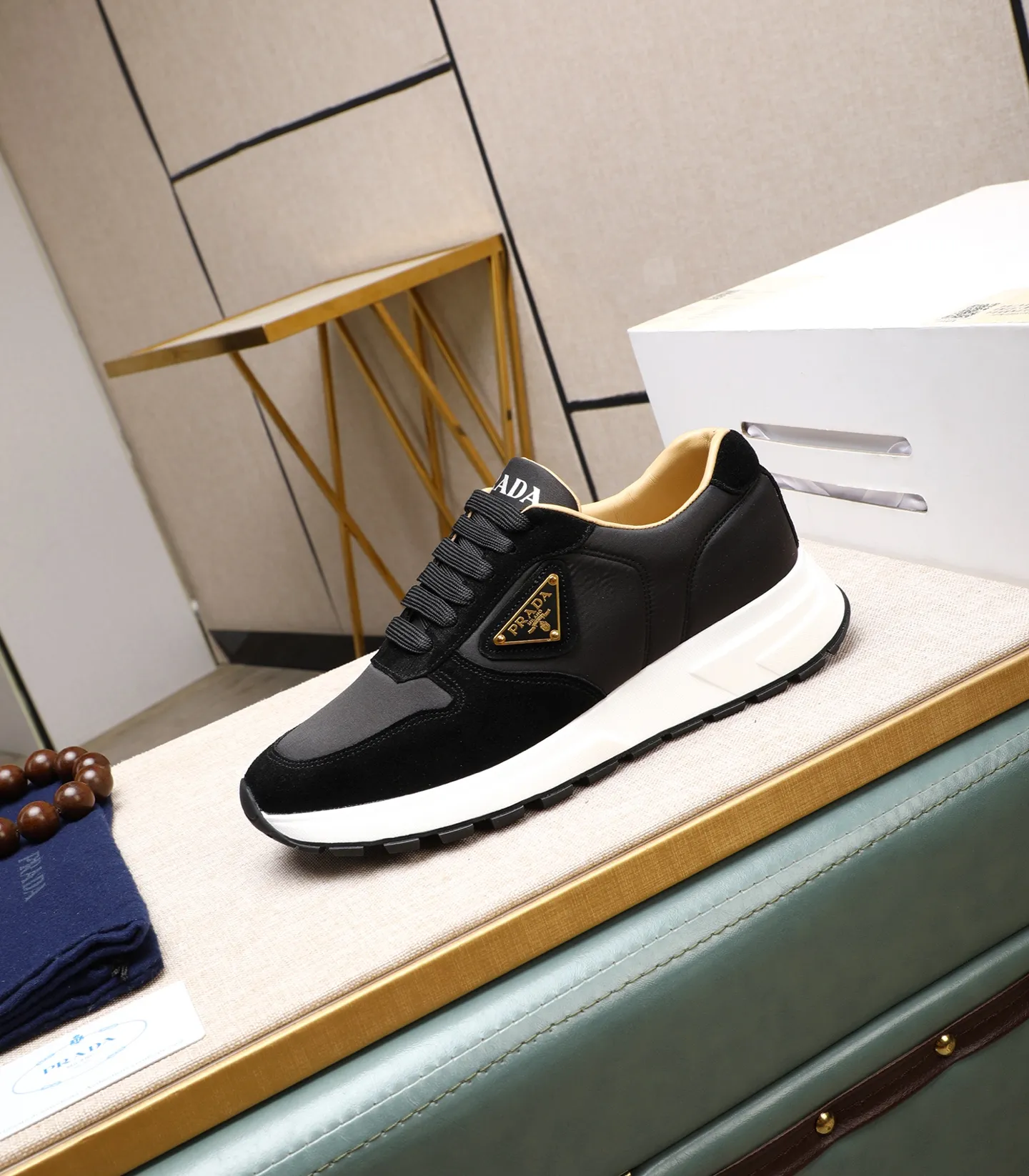 Men's shoes💰460🌹🌹[PRADA—Prada] latest model🙈original replica! 👟👟👟Available here. The workmanship is top-notch. The upper is made from Italy. 🇮🇹Imported first-layer cowhide. ❗️Breathable genuine leather lining @Suitable for travel. The original version has an enlarged engraved sole, making it suitable for all kinds of travels, showing low-key luxury. Let quality speak for itself. Color: Size: 38-44